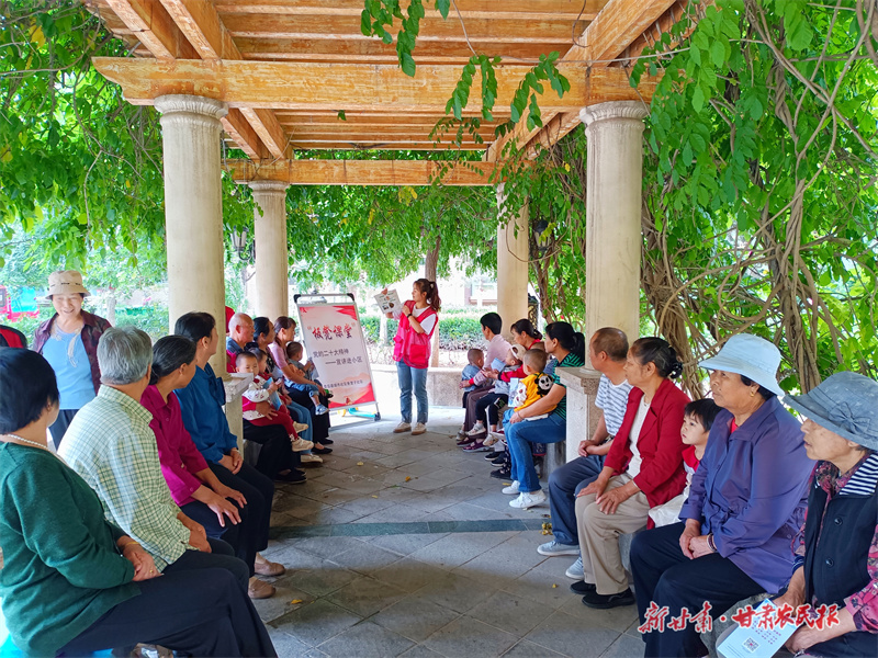 崇信：文明新風潤城鄉