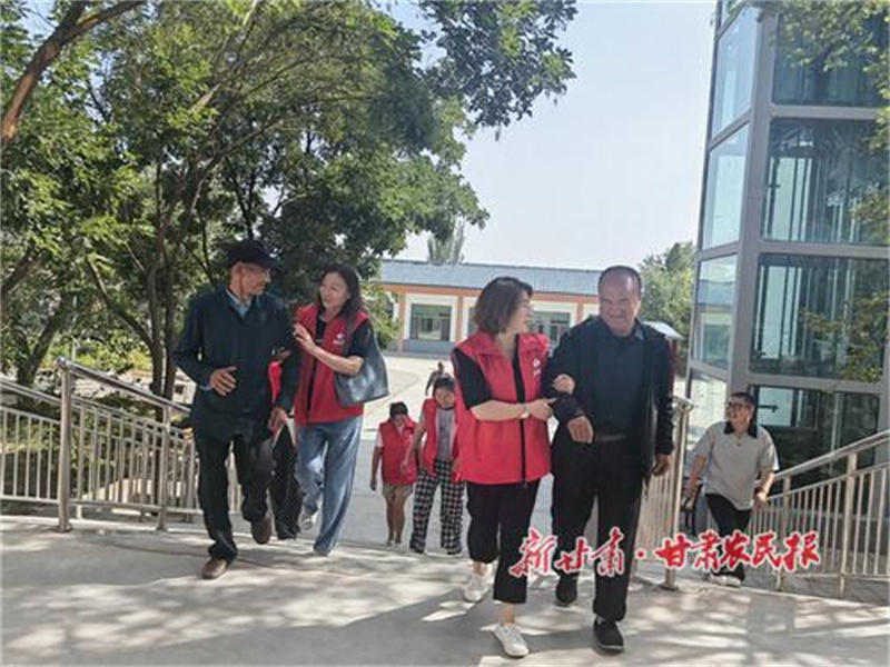 暖心金昌 公益福彩&mdash;&mdash;金昌福彩開展走進公益金資助項目活動