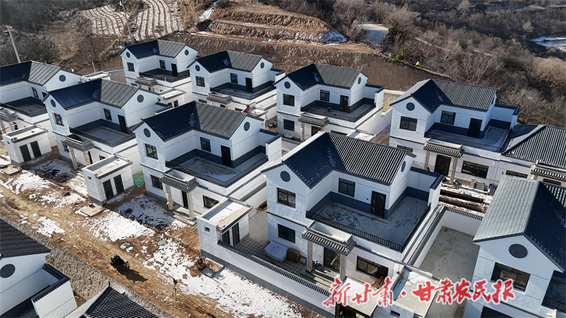 告別地質隱患 喜遷宜居新居&mdash;&mdash;甘谷縣生態及地質災害避險搬遷項目惠及32戶群眾