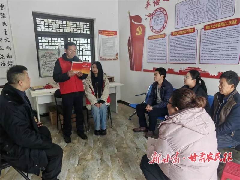 兩當(dāng)縣：冬閑學(xué)習(xí)正當(dāng)時(shí)，農(nóng)家書屋宣講忙